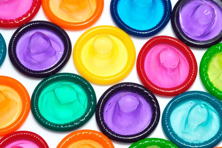 T_1117_condoms-teen-boys_162668088.2e16d0ba.fill-920x613